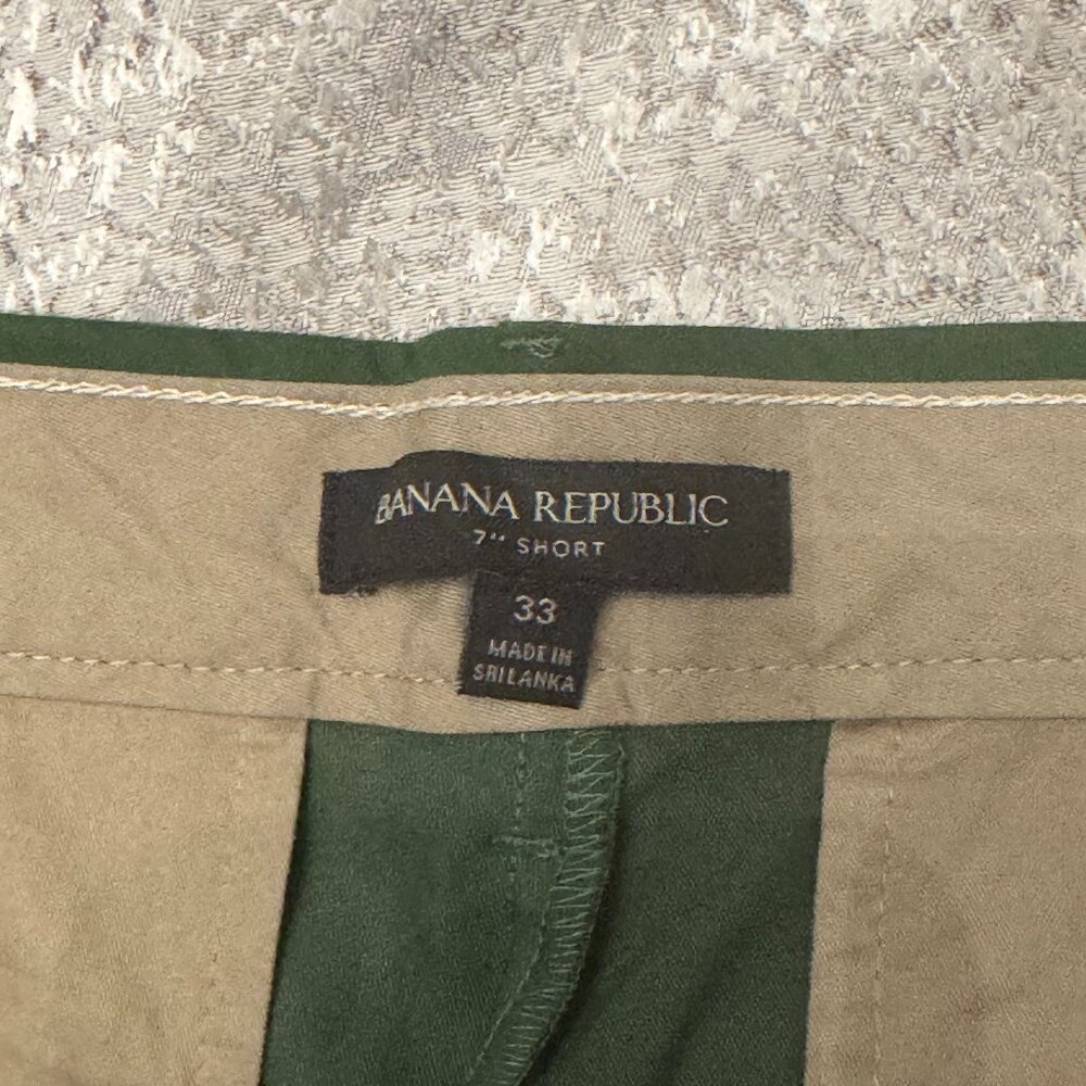 Banana Republic Aiden Shorts Mens Green 7 Inch Inseam Cotton Chino Size 33 NWT - Picture 5 of 6